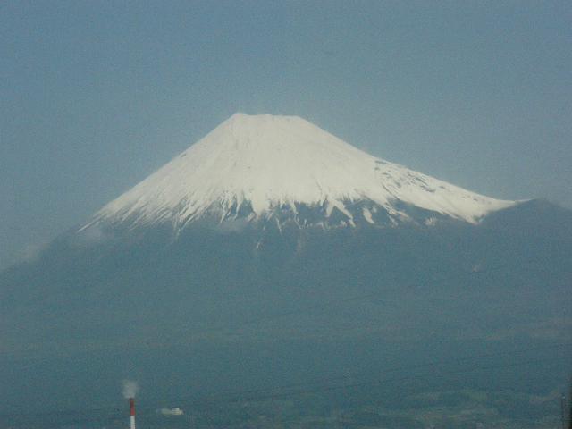 2009年5月9日東京へ向かう新幹線車窓より