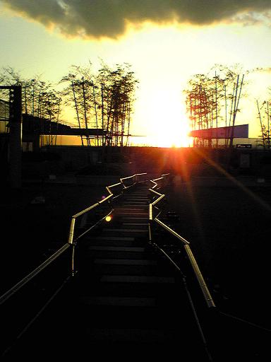 京都駅ビル12階からの夕焼け